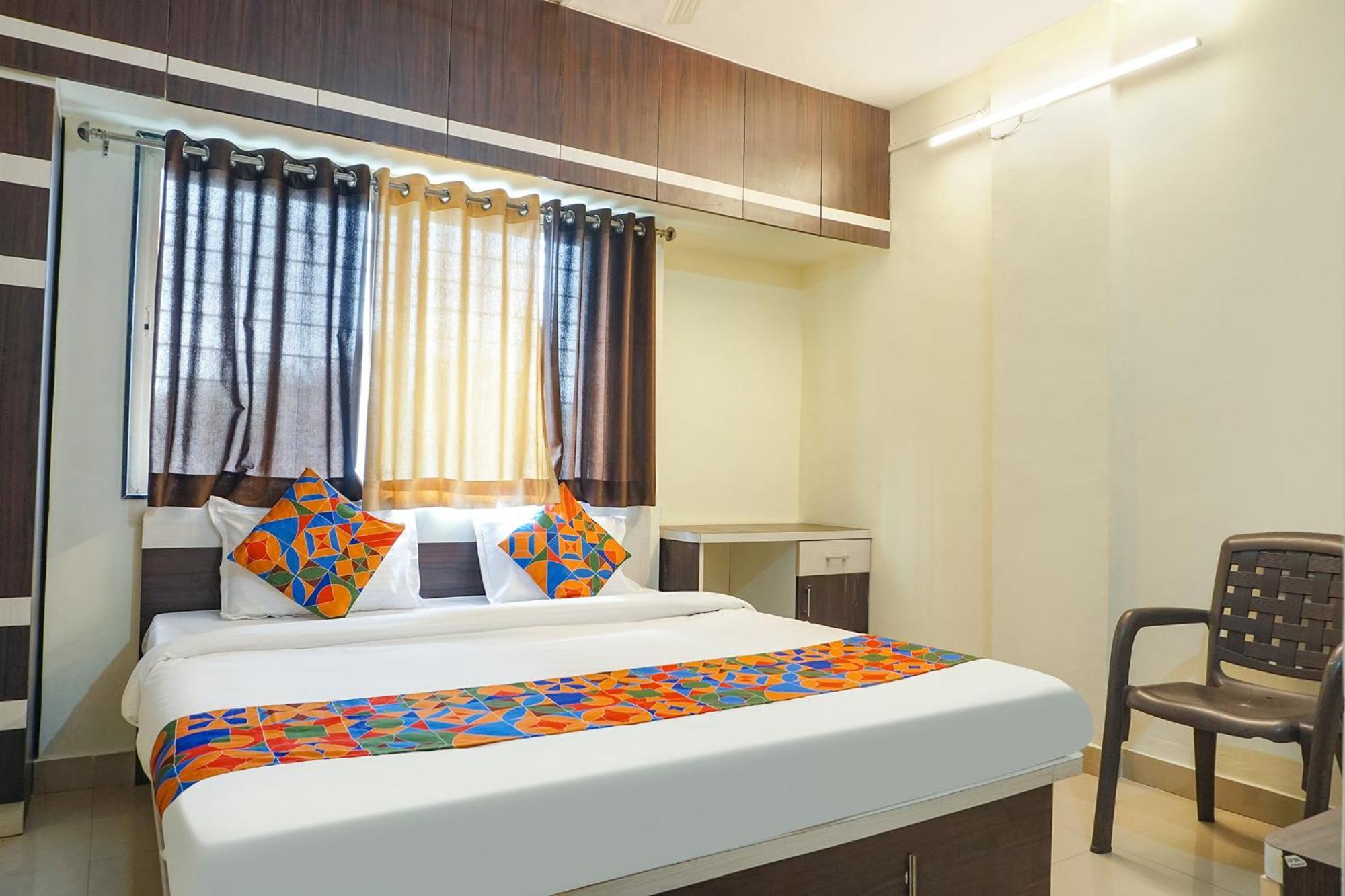Fabhotel The Guest House 浦那 外观 照片