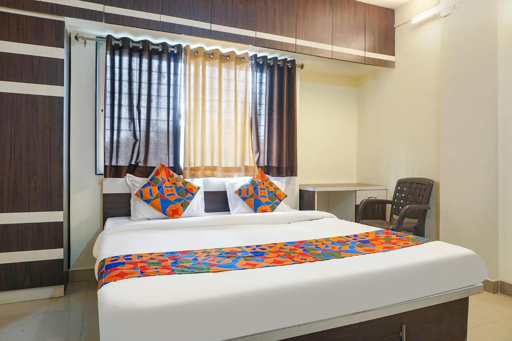 Fabhotel The Guest House 浦那 外观 照片