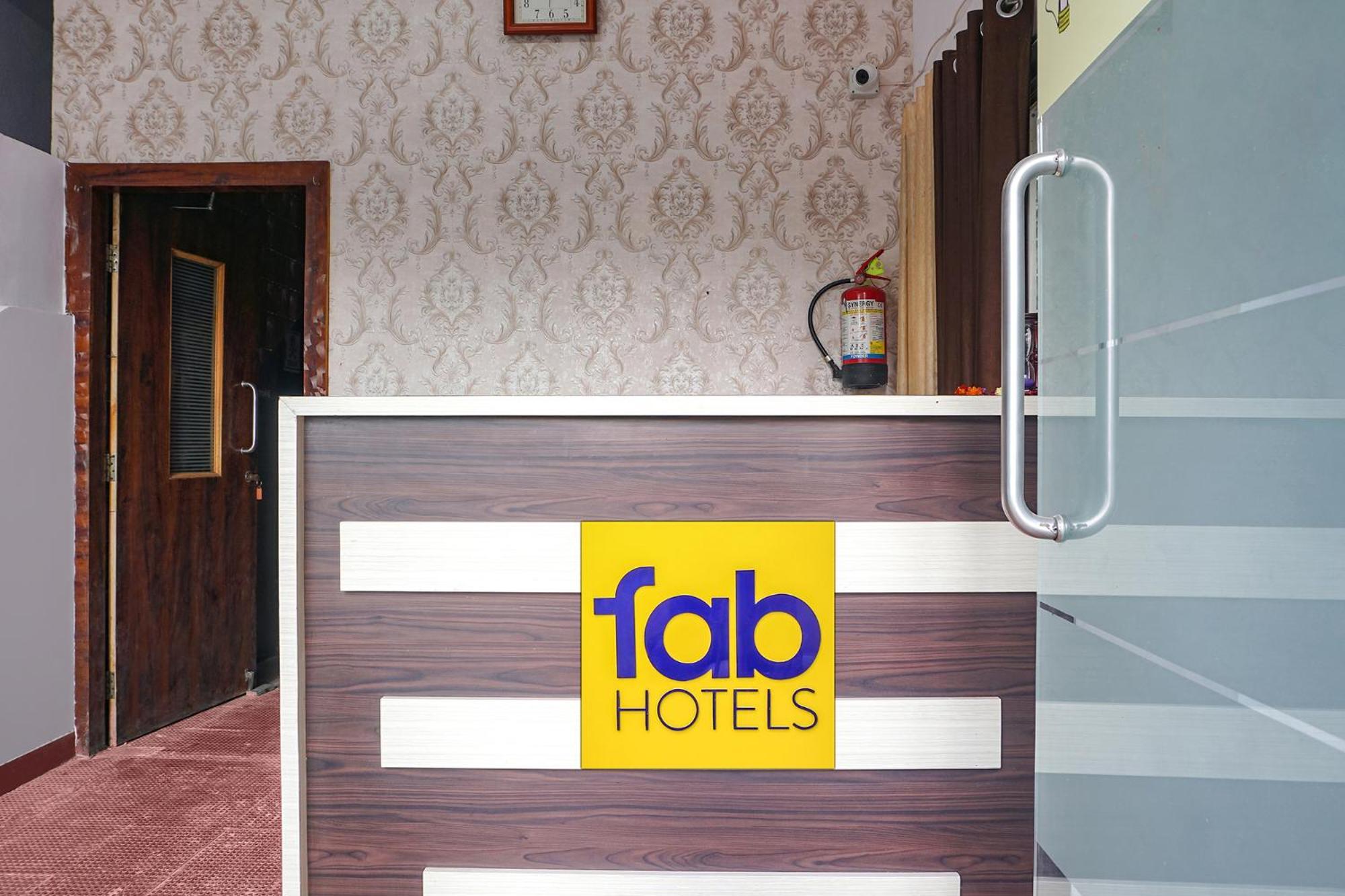 Fabhotel The Guest House 浦那 外观 照片